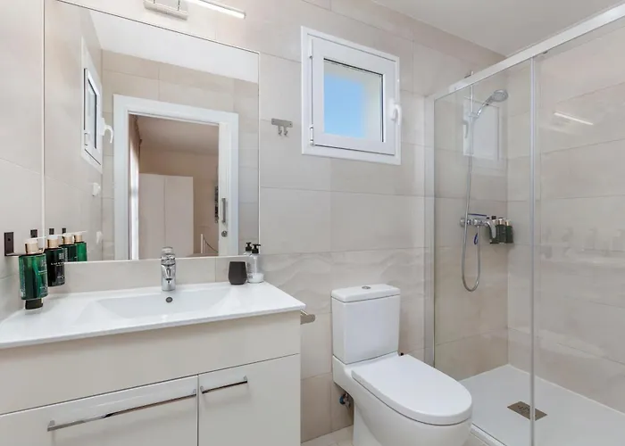 빌라 First Row 에스테포나