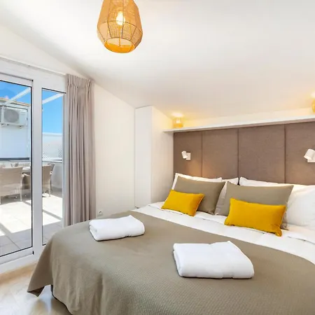 Villa First Row Estepona