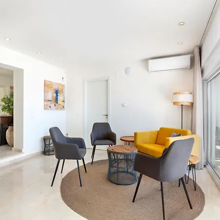 Villa First Row Estepona