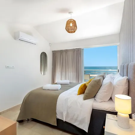 First Row * Estepona