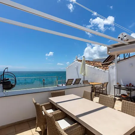 Villa First Row Estepona