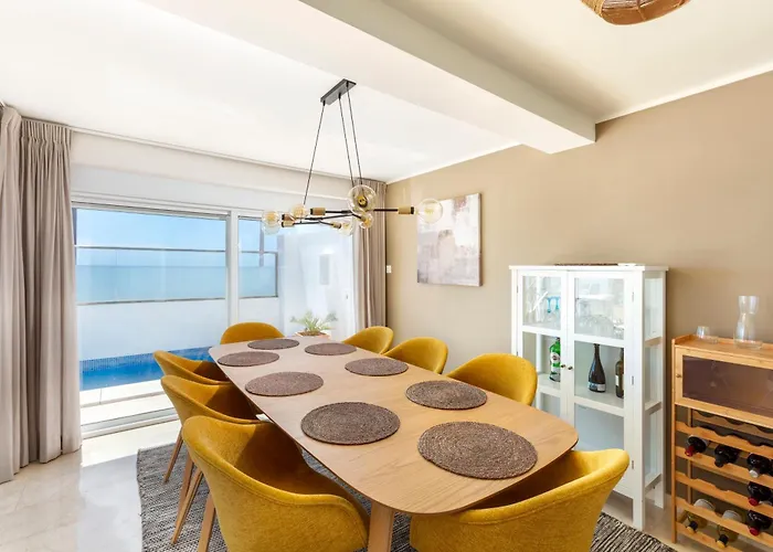 Villa First Row Estepona